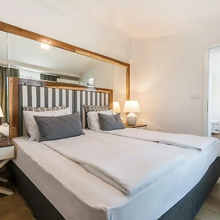 Bisera 4*