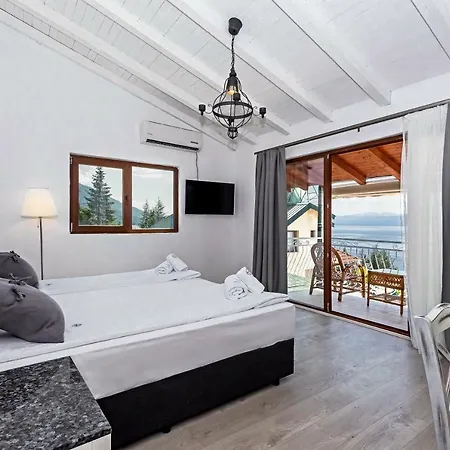 Bisera 4* Lagadin